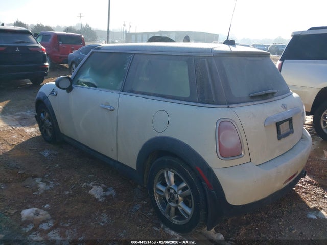 2013 MINI HARDTOP WMWSU3C57DT375567 Photo 2