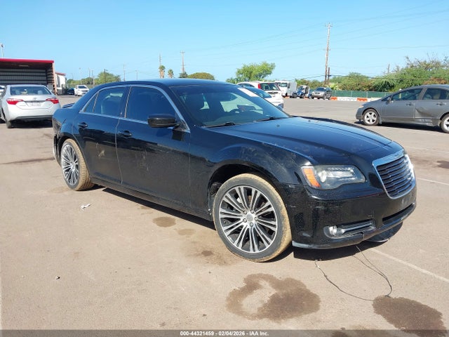 2013 CHRYSLER 300 2C3CCABT3DH662078