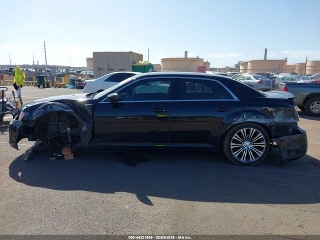 2013 Chrysler 300 მანქანა იყიდება აუქციონზე, vin: 2C3CCABT3DH662078, აუქციონის ნომერი: 44321459