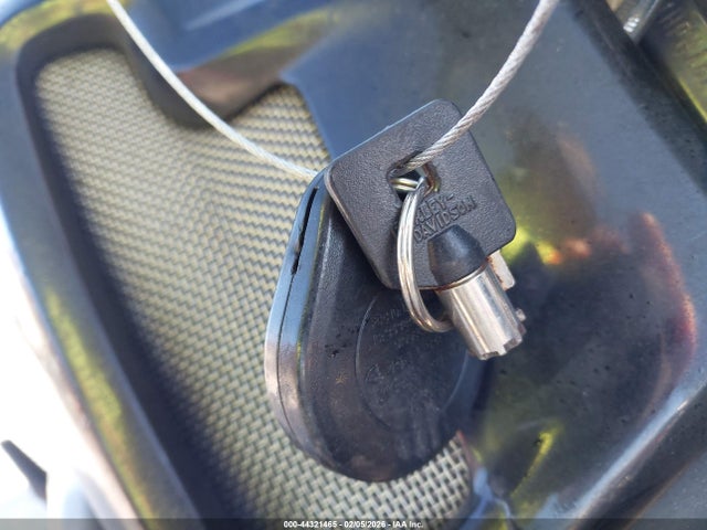 2015 HARLEY-DAVIDSON VRSCF 1HD1HPH16FC801041 Photo 10