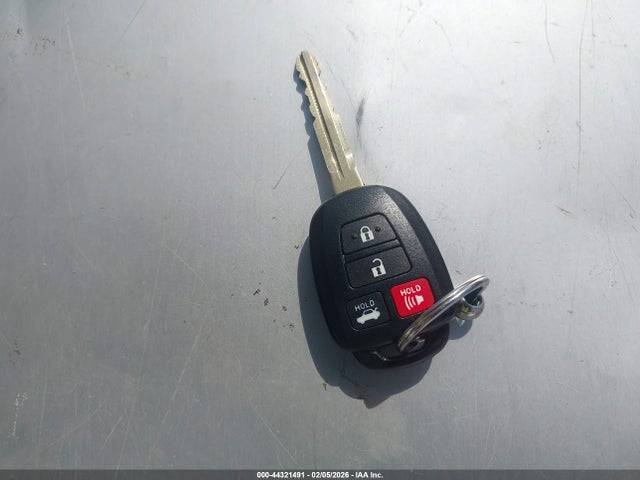 4T1BF1FK5GU200778 Toyota CAMRY SE