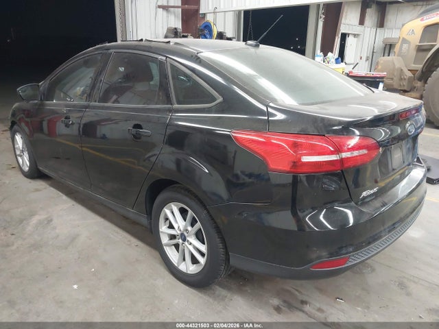 2018 FORD FOCUS 1FADP3F26JL211605 Photo 2