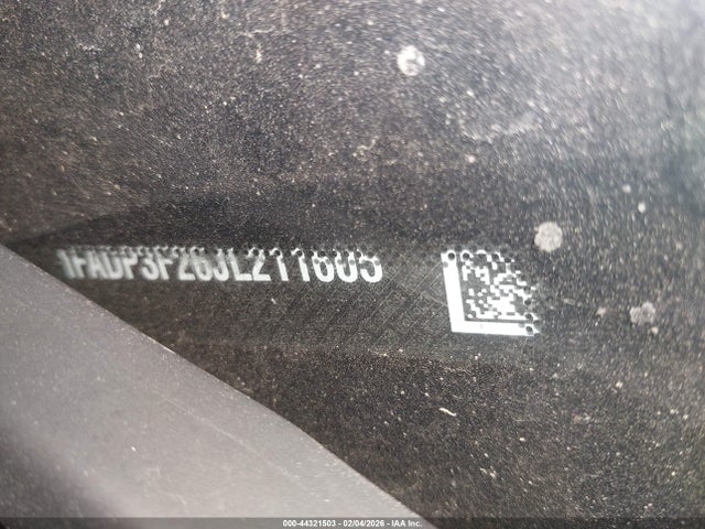 2018 FORD FOCUS 1FADP3F26JL211605 Photo 8