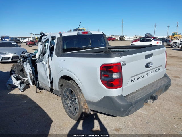 2025 FORD MAVERICK 3FTTW8S30SRA01864 Photo 2