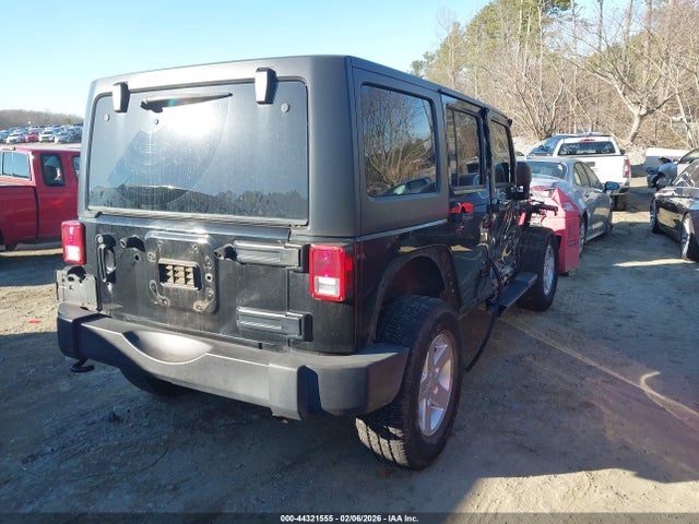 2015 JEEP WRANGLER UNLIMITED 1C4BJWDG6FL771389 Photo 3