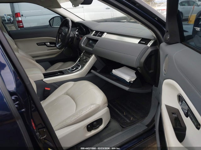SALVP2BG0HH183851 Land Rover Range Rover Evoque Se/se Premium