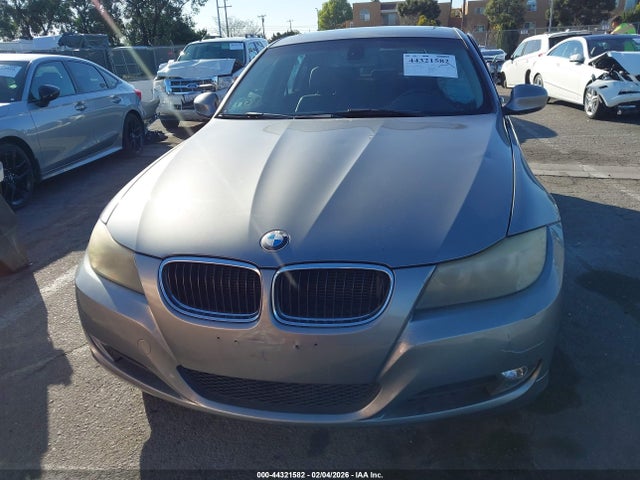 Aukcja sprzedaży 2011 Bmw 328i, vin: WBAPH5C55BA445212, numer aukcji: 44321582