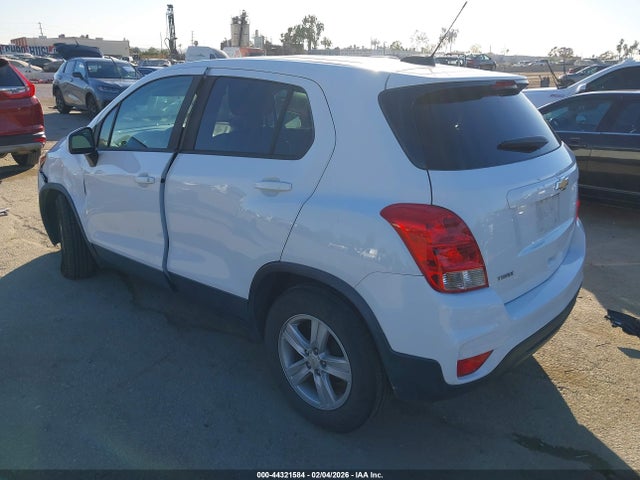 2021 CHEVROLET TRAX KL7CJKSB3MB337080 Photo 2