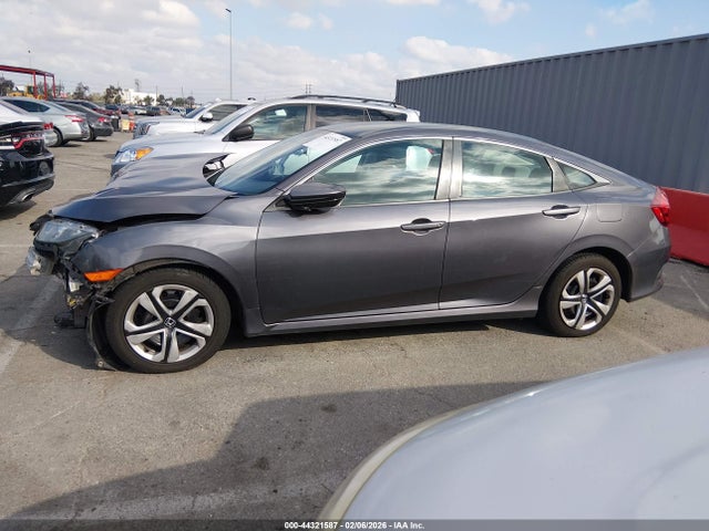 Honda Civic Lx 2016 2HGFC2F55GH545246 Image 14