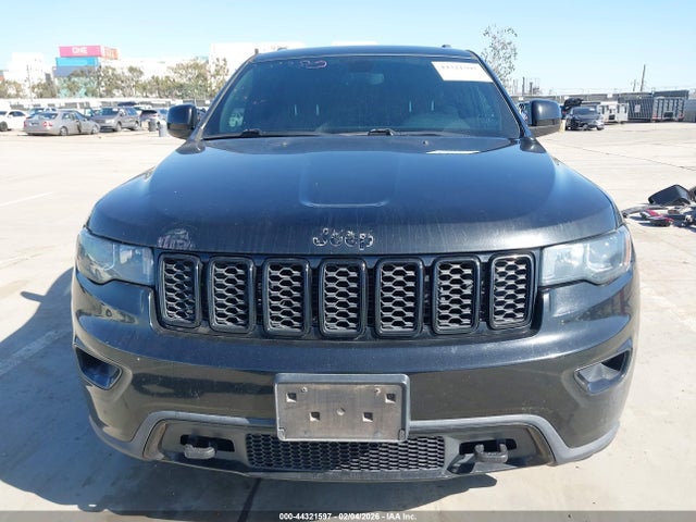 44321597 :رقم المزاد ، 1C4RJFAG2JC502401 vin ، 2018 Jeep Grand Cherokee Upland 4x4 مزاد بيع