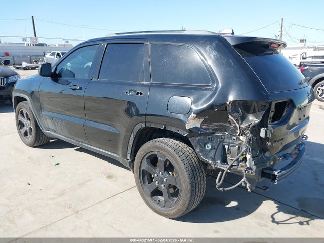 44321597 :رقم المزاد ، 1C4RJFAG2JC502401 vin ، 2018 Jeep Grand Cherokee Upland 4x4 مزاد بيع