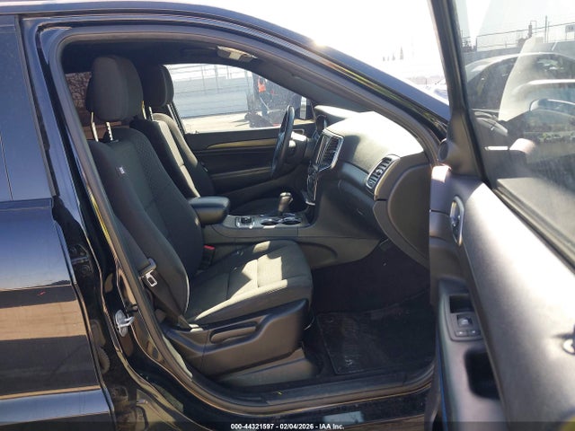 44321597 :رقم المزاد ، 1C4RJFAG2JC502401 vin ، 2018 Jeep Grand Cherokee Upland 4x4 مزاد بيع