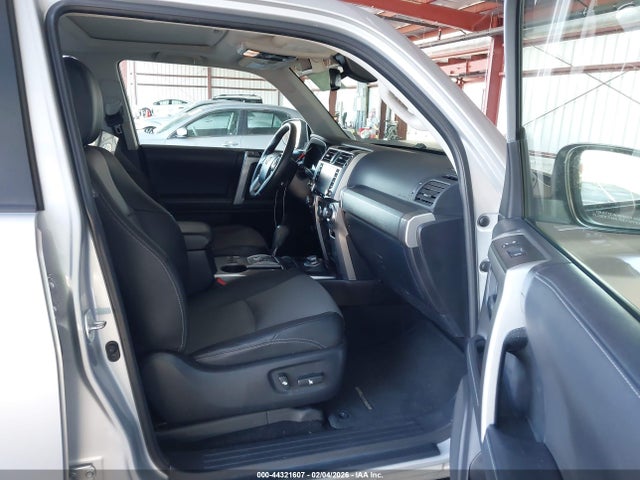 JTEBU5JR7L5827374 Toyota 4runner Sr5 Premium