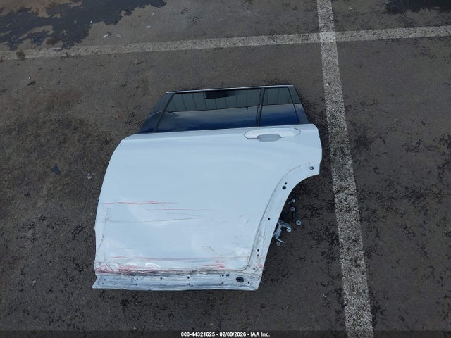 1C4RJHDG1P8741411 Jeep Grand Cherokee Overland 4x4