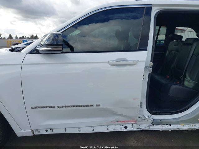 1C4RJHDG1P8741411 Jeep Grand Cherokee Overland 4x4