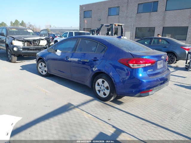 Aukcja sprzedaży 2017 Kia Forte Lx, vin: 3KPFK4A76HE142654, numer aukcji: 44321628