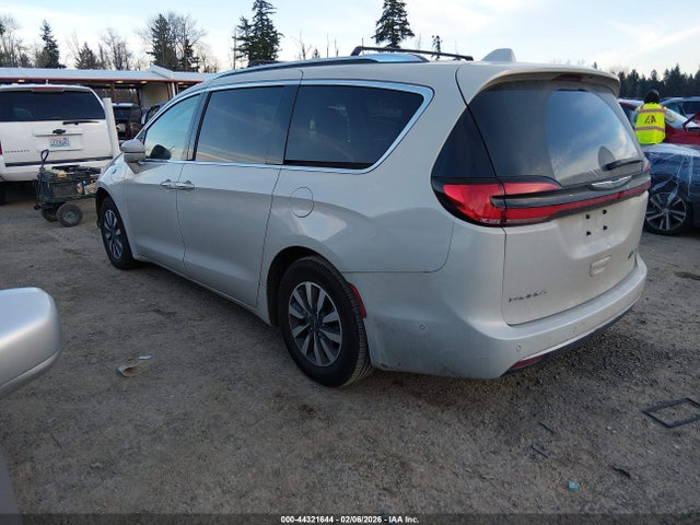 2021 CHRYSLER PACIFICA HYBRID 2C4RC1L79MR540844 Photo 2