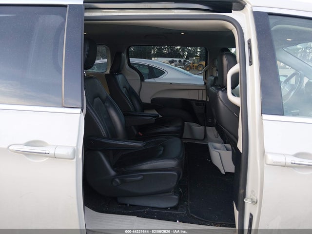 2021 CHRYSLER PACIFICA HYBRID 2C4RC1L79MR540844 Photo 7