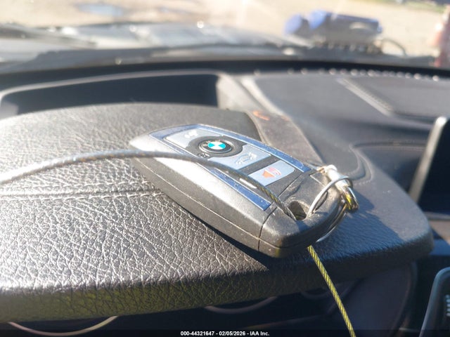 BMW 340i 2018 WBA8B3G52JNV00758 Image 11