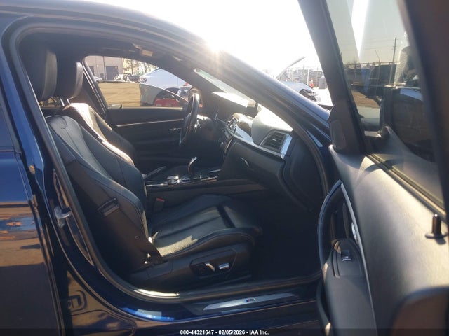 BMW 340i 2018 WBA8B3G52JNV00758 Image 5