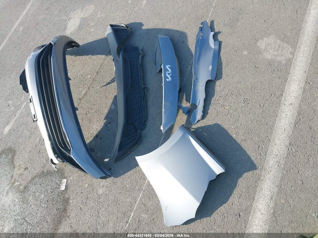 3KPF24AD4NE497310 KIA Forte Lxs