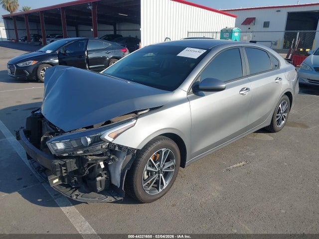 3KPF24AD4NE497310 KIA Forte Lxs