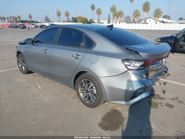 3KPF24AD4NE497310 KIA Forte Lxs