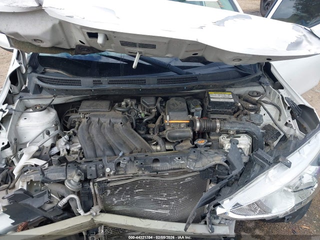 3N1CN7APXJL807426 Nissan Versa 1.6 Sv