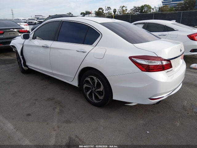 44321707 :رقم المزاد ، 1HGCR3F01GA015463 vin ، 2016 Honda Accord Ex-l V-6 مزاد بيع