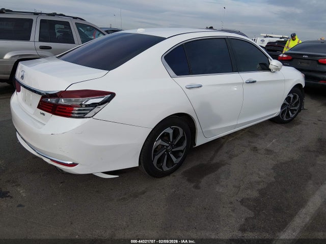 44321707 :رقم المزاد ، 1HGCR3F01GA015463 vin ، 2016 Honda Accord Ex-l V-6 مزاد بيع