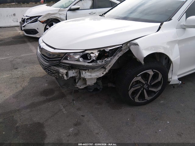 44321707 :رقم المزاد ، 1HGCR3F01GA015463 vin ، 2016 Honda Accord Ex-l V-6 مزاد بيع