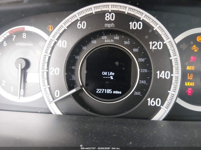 44321707 :رقم المزاد ، 1HGCR3F01GA015463 vin ، 2016 Honda Accord Ex-l V-6 مزاد بيع