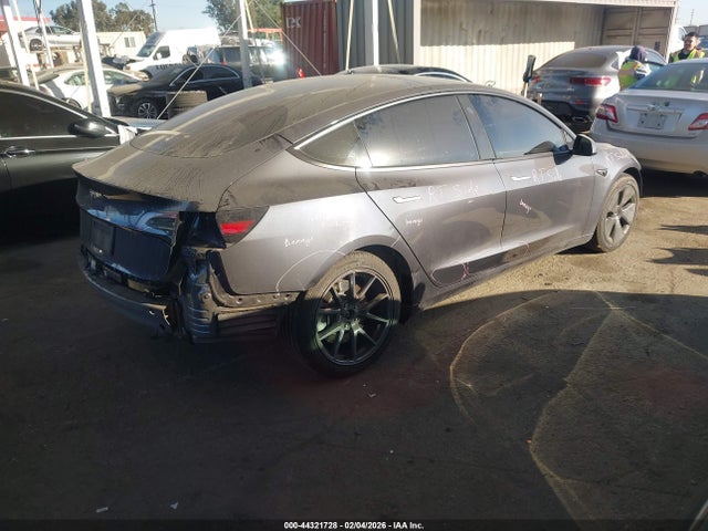 2023 TESLA MODEL 3 5YJ3E1EA1PF644950 Photo 3
