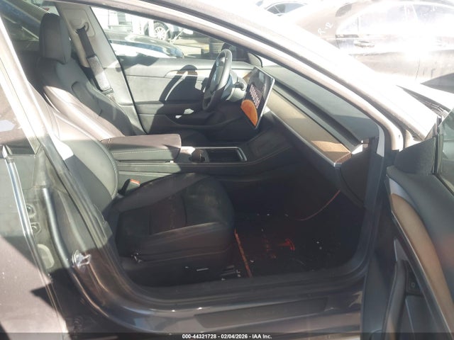 2023 TESLA MODEL 3 5YJ3E1EA1PF644950 Photo 4