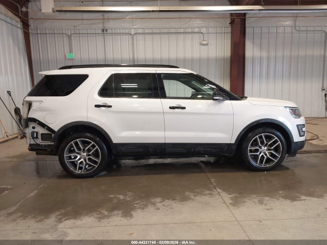 1FM5K8GT0HGD91308 Ford EXPLORER SPORT