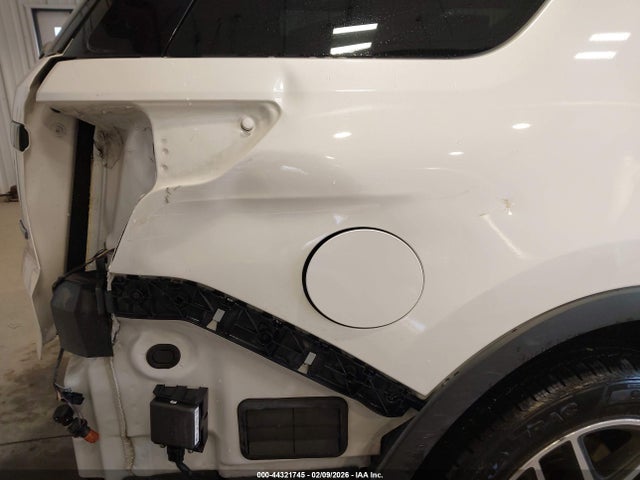 1FM5K8GT0HGD91308 Ford EXPLORER SPORT