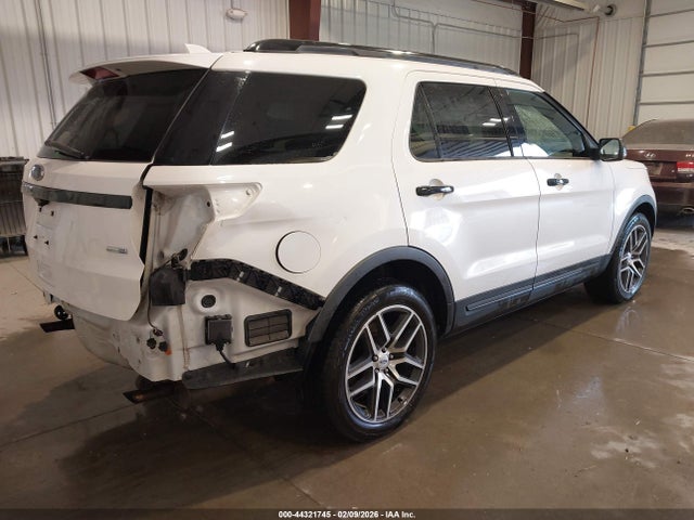 1FM5K8GT0HGD91308 Ford EXPLORER SPORT