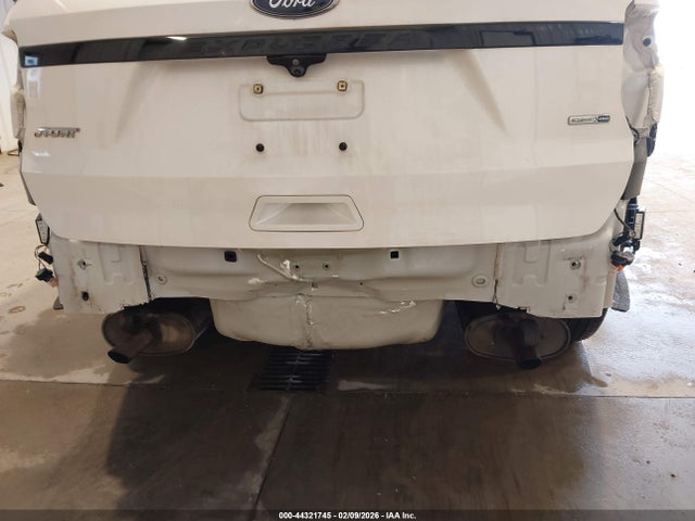 1FM5K8GT0HGD91308 Ford EXPLORER SPORT