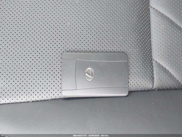 JTJHKCFZ8T2077533 Lexus Nx 450h+ Luxury