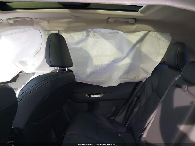 JTJHKCFZ8T2077533 Lexus Nx 450h+ Luxury