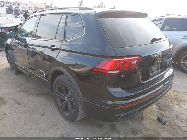 3VVCB7AX6RM108498 Volkswagen Tiguan 2.0t Se R-line Black