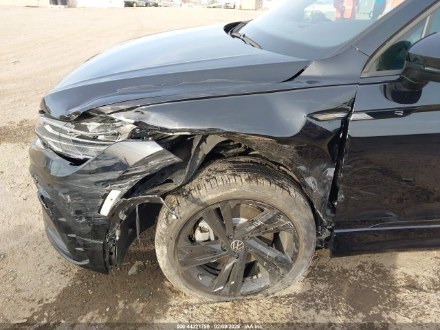 3VVCB7AX6RM108498 Volkswagen Tiguan 2.0t Se R-line Black