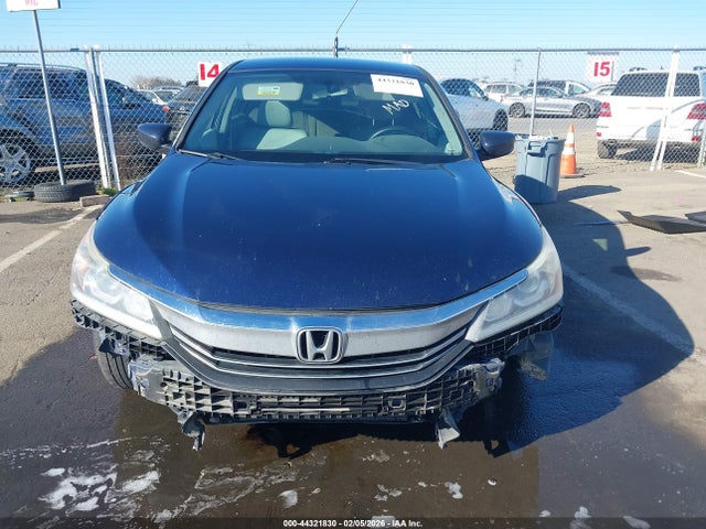 1HGCR2F31HA008020 Honda ACCORD LX