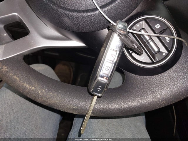 KNDJ23AU8R7238829 KIA SOUL LX