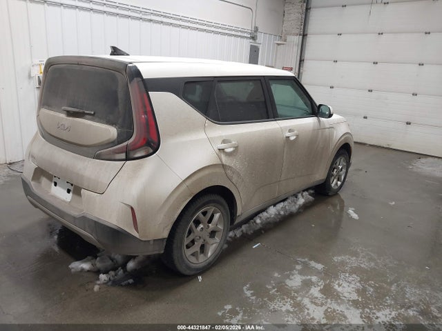 KNDJ23AU8R7238829 KIA SOUL LX