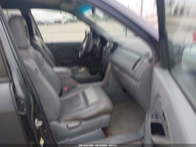 Продажа на аукционе авто 2004 Honda Pilot Ex-l, vin: 2HKYF18514H545575, номер лота: 44321868