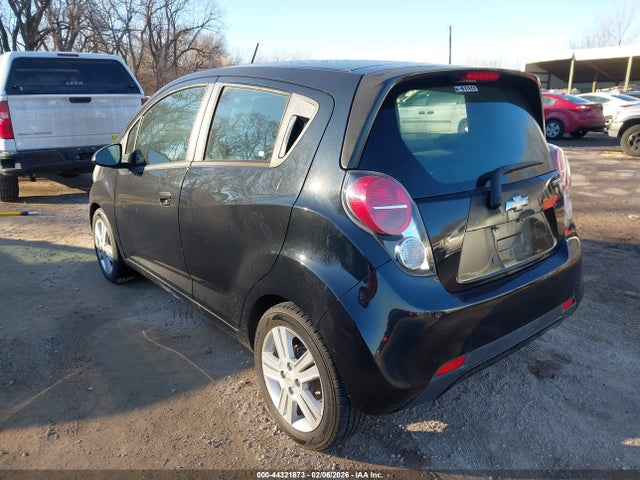 44321873 :رقم المزاد ، KL8CD6S9XFC755107 vin ، 2015 Chevrolet Spark 1lt Cvt مزاد بيع
