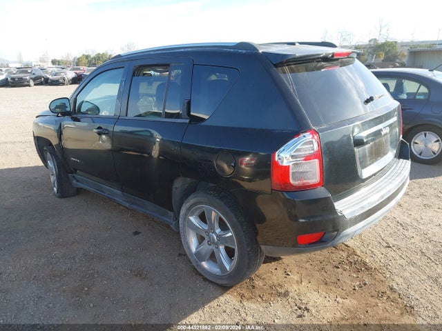 2012 JEEP COMPASS 1C4NJCCB7CD514877 Photo 2