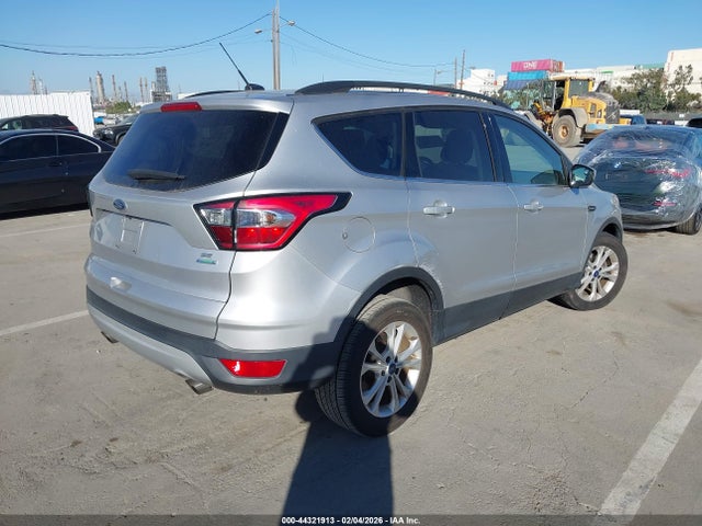 Ford ESCAPE SE 2018 1FMCU0GD3JUB29074 Image 4