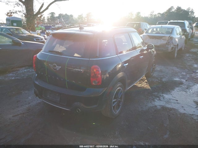 2016 MINI COUNTRYMAN WMWZC5C58GWU00282 Photo 3